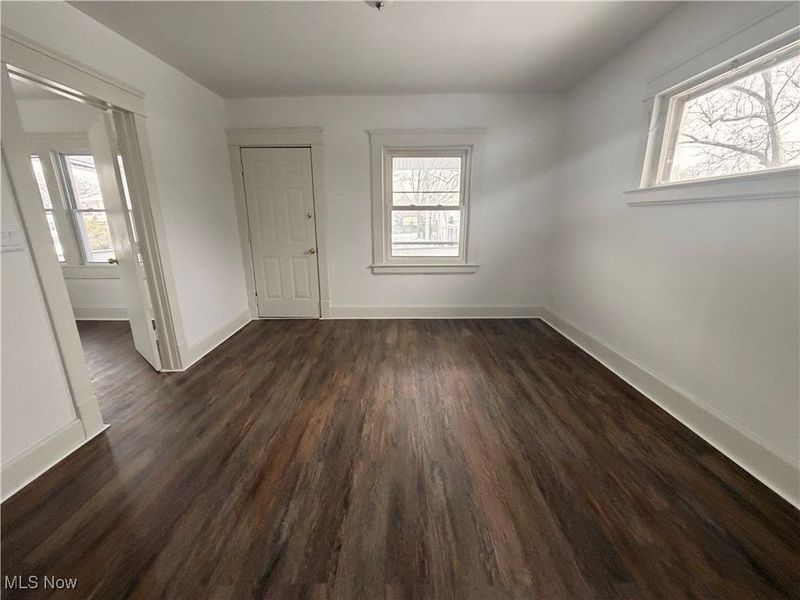 9521 Mount Auburn Avenue, Cleveland, OH 44104 Photo 15