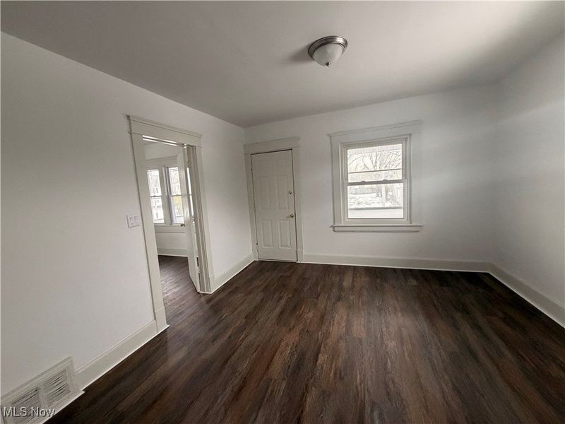 9521 Mount Auburn Avenue, Cleveland, OH 44104 Photo 2