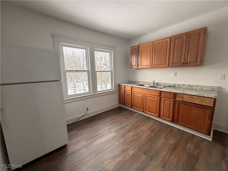 9521 Mount Auburn Avenue, Cleveland, OH 44104 Photo 4