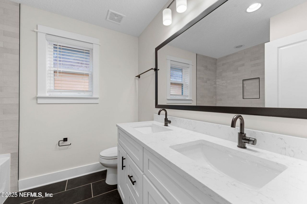 8861 Amalfi Court, Jacksonville, FL 32217 Photo