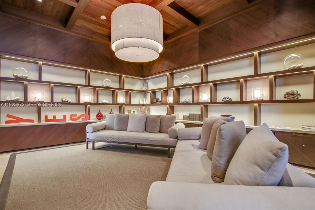 5875 Collins Ave, Unit 501, Miami Beach, FL 33140 Photo