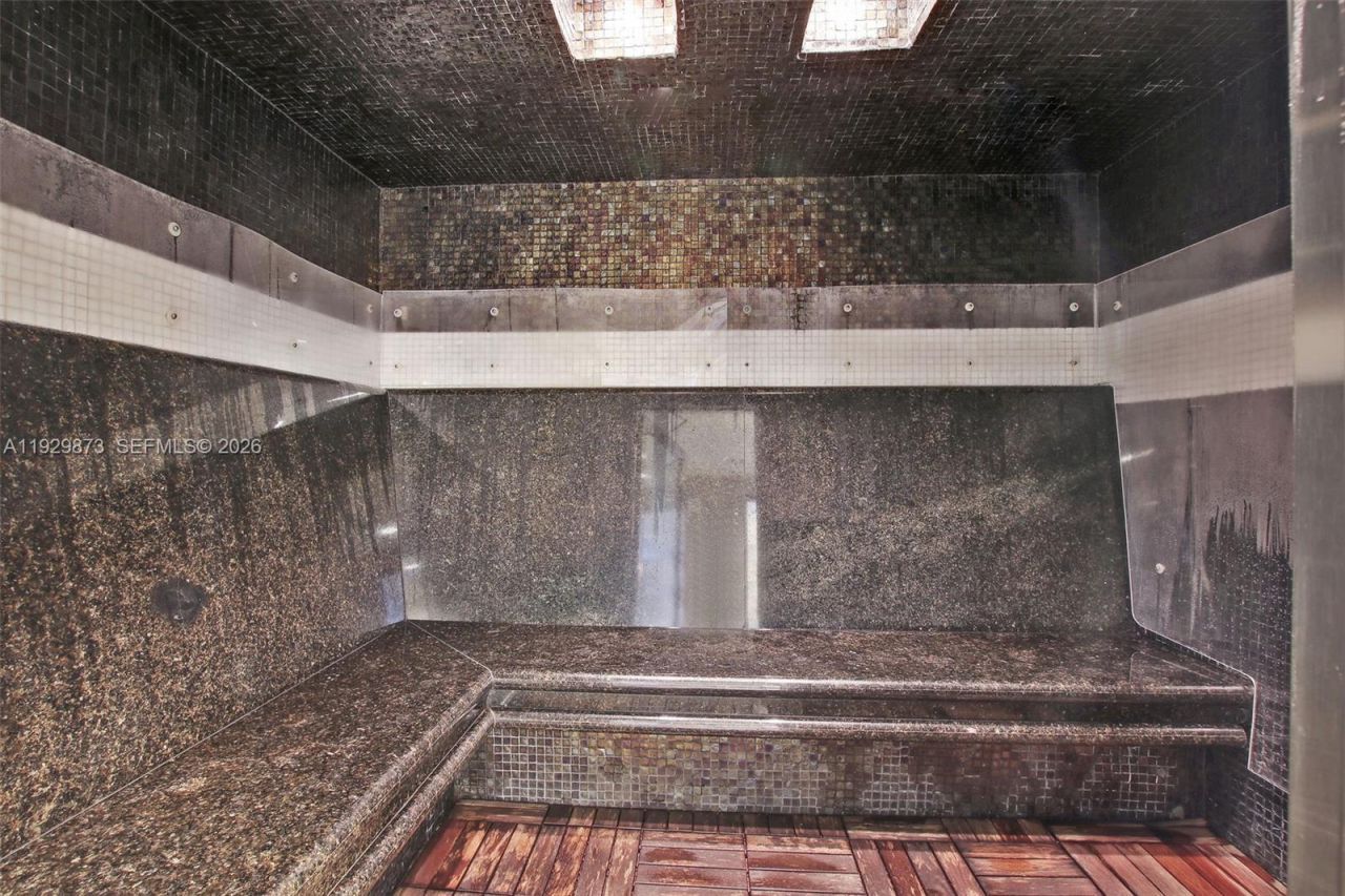 5875 Collins Ave, Unit 501, Miami Beach, FL 33140 Photo