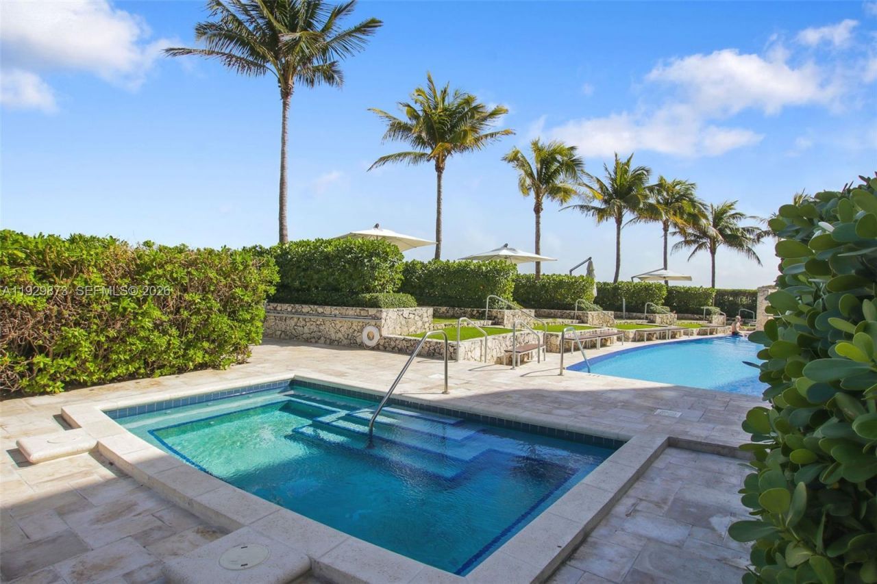 5875 Collins Ave, Unit 501, Miami Beach, FL 33140 Photo