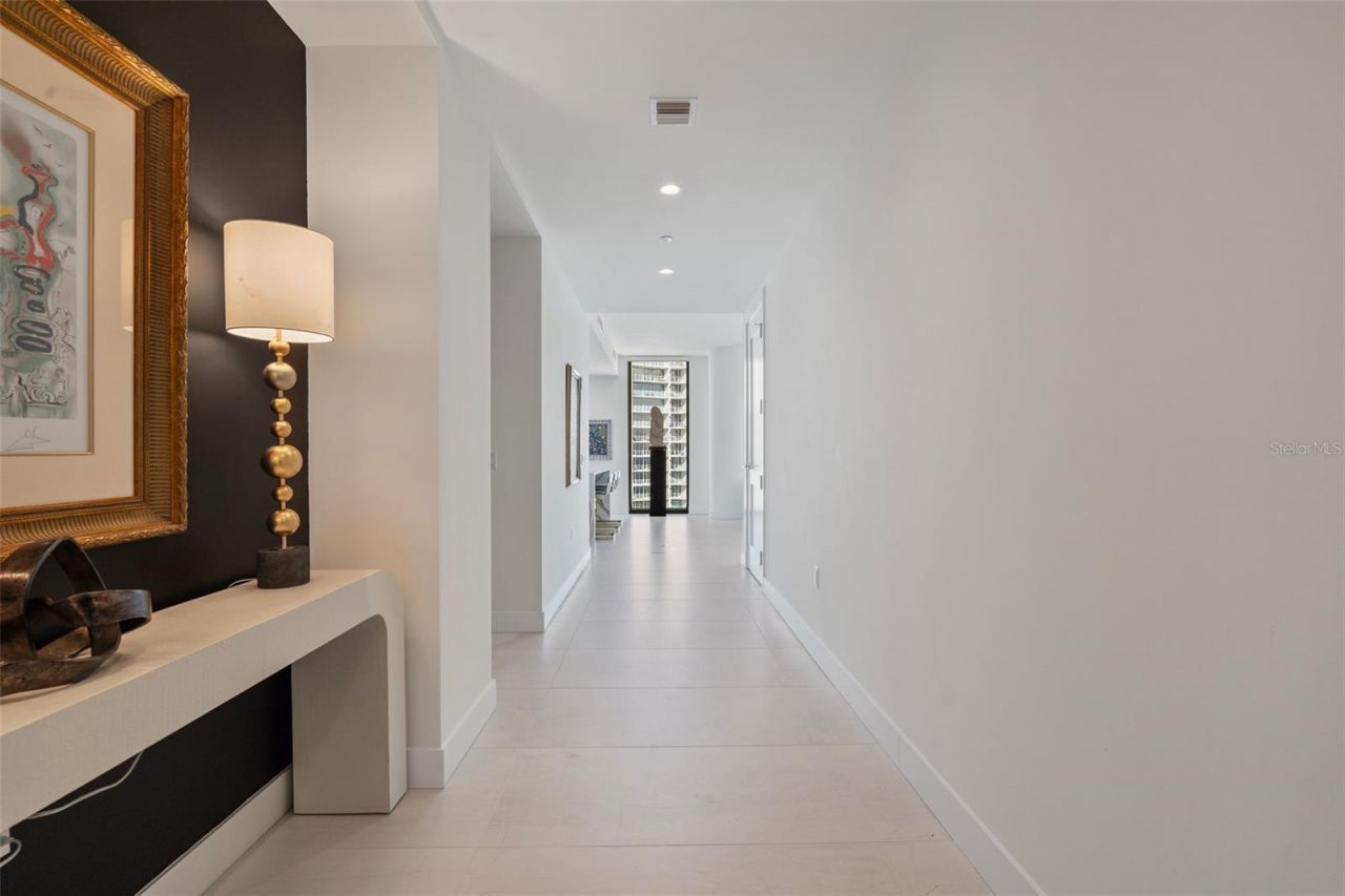 301 1st Street S, Unit 2603, Saint Petersburg, FL 33701 Main Photo