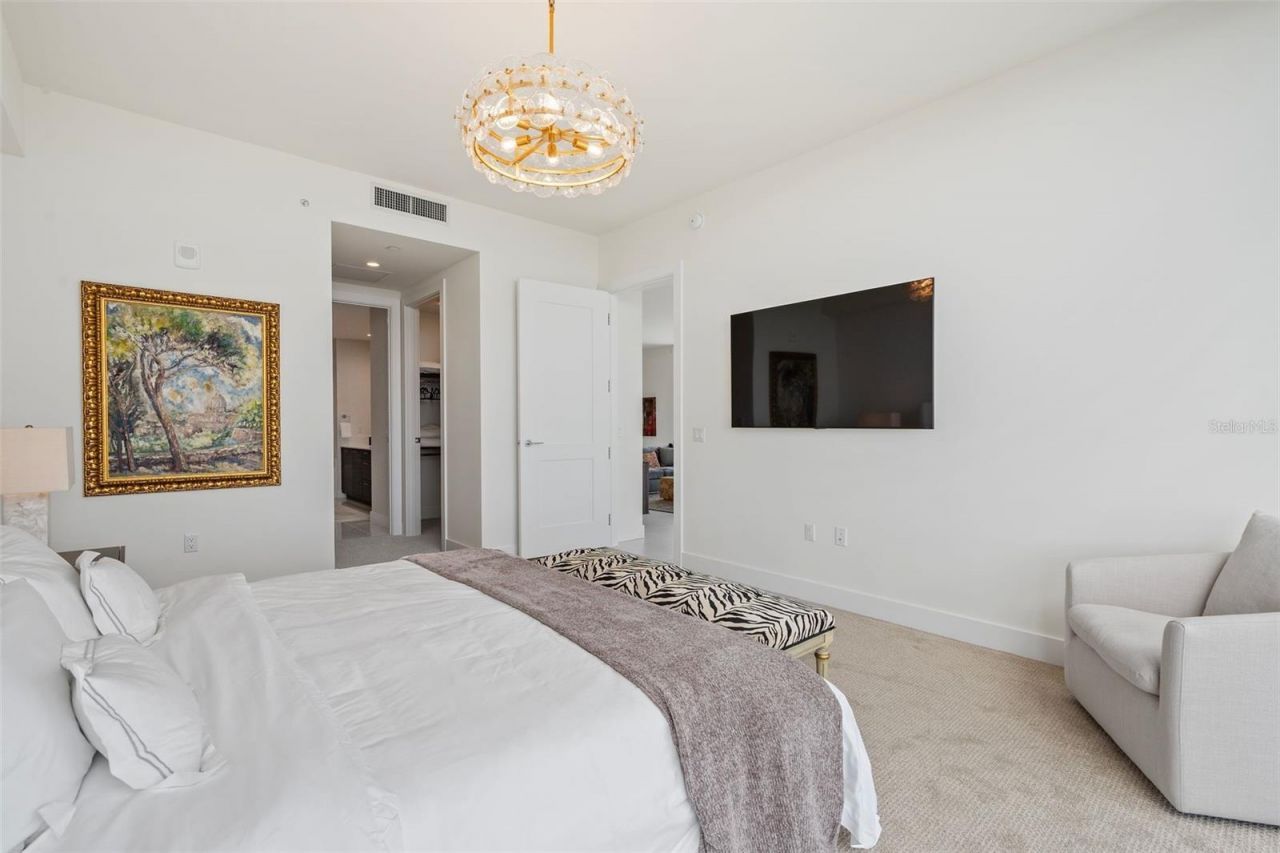 301 1st Street S, Unit 2603, Saint Petersburg, FL 33701 Photo