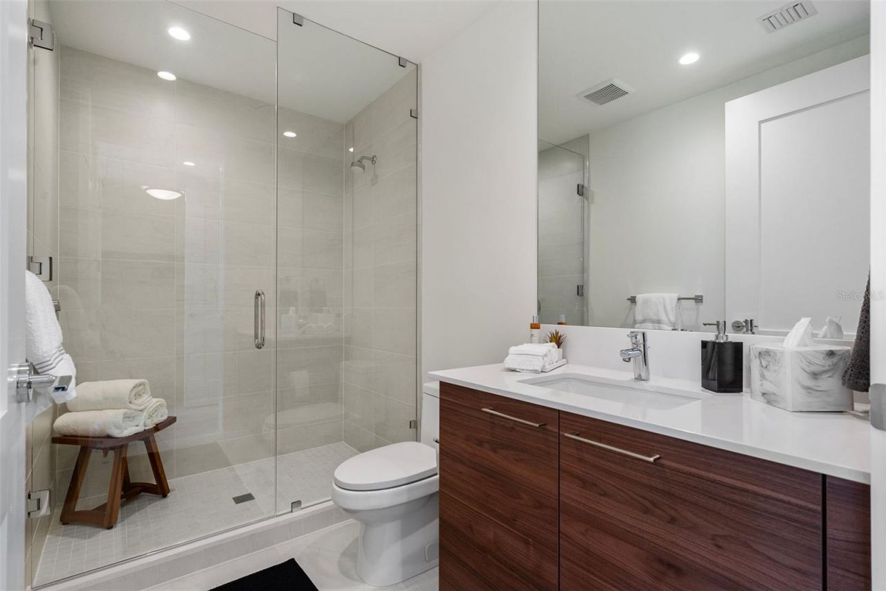 301 1st Street S, Unit 2603, Saint Petersburg, FL 33701 Photo