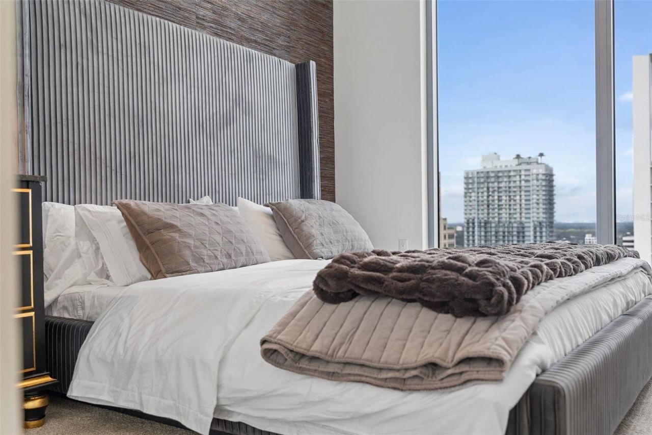 301 1st Street S, Unit 2603, Saint Petersburg, FL 33701 Photo