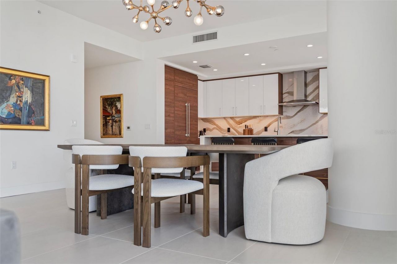 301 1st Street S, Unit 2603, Saint Petersburg, FL 33701 Photo