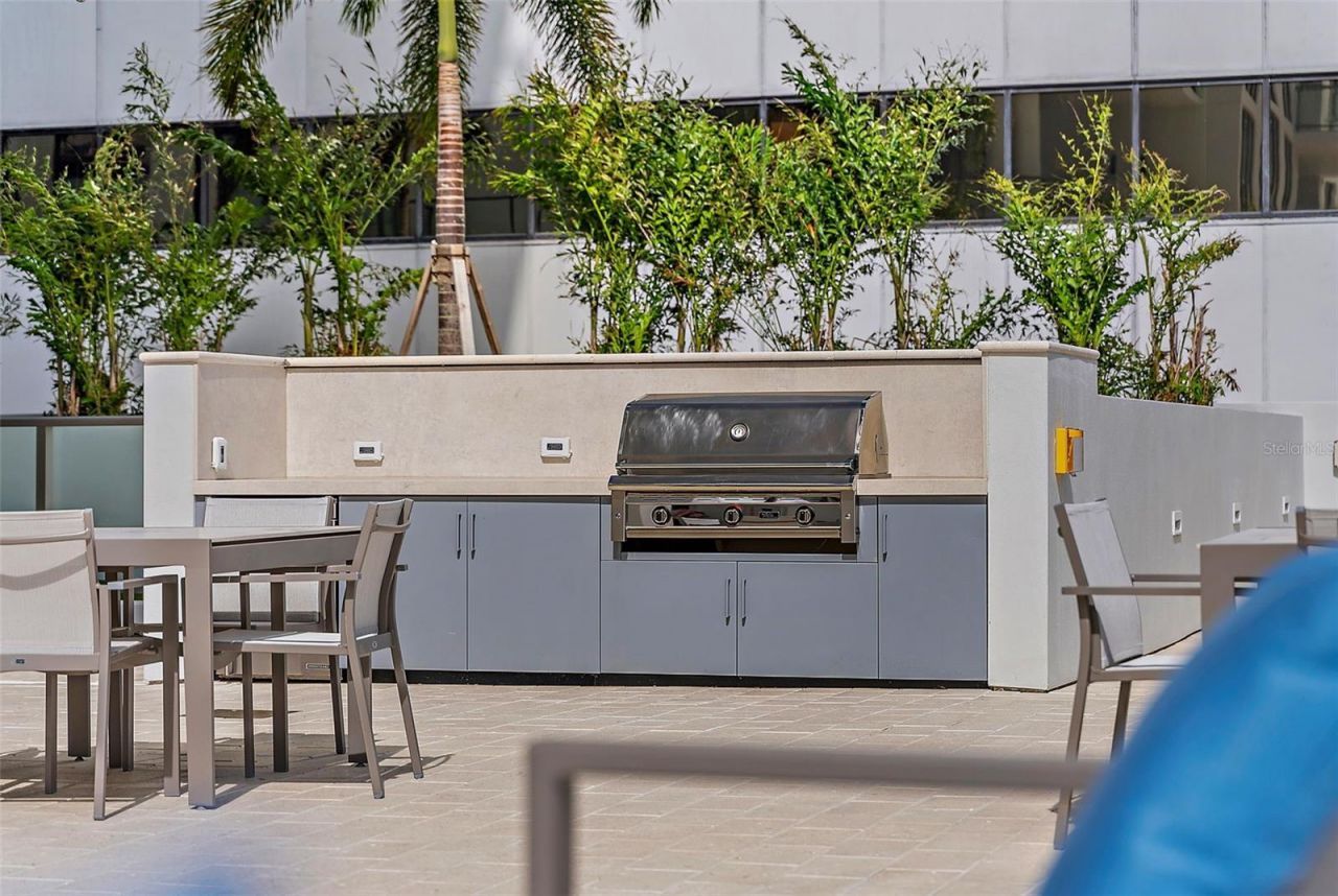 301 1st Street S, Unit 2603, Saint Petersburg, FL 33701 Photo