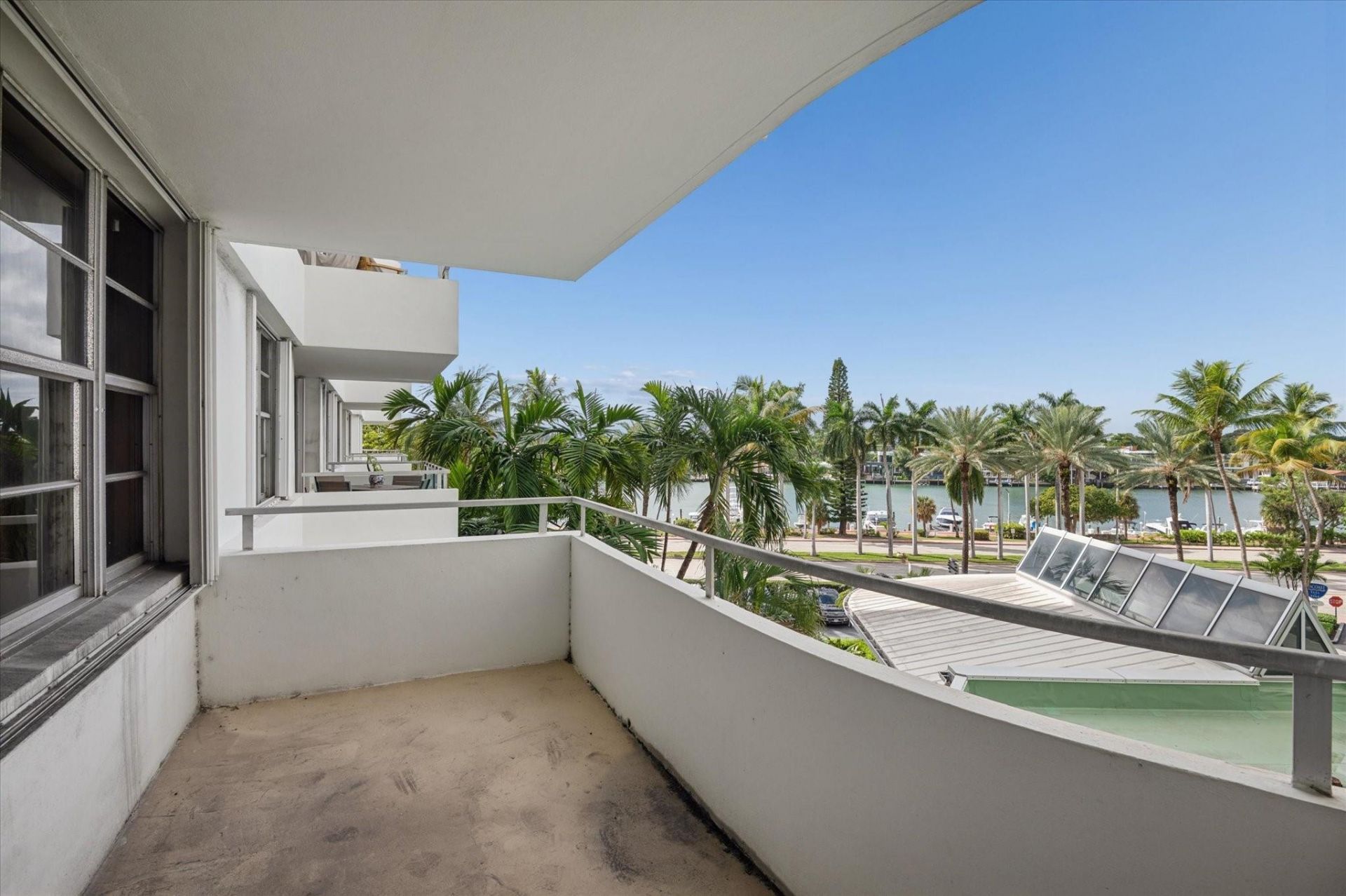 5151 Collins Avenue, Unit 520, Miami Beach, FL 33140 Photo