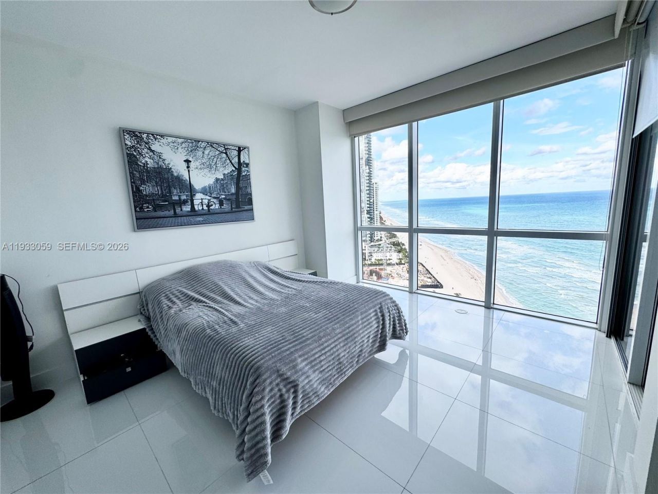 18201 Collins Ave, Unit 3308, Sunny Isles Beach, FL 33160 Photo