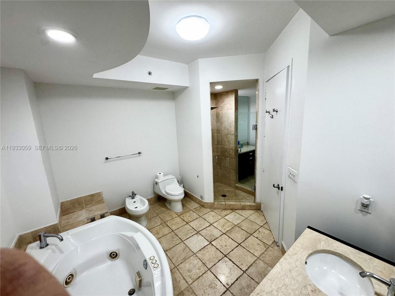18201 Collins Ave, Unit 3308, Sunny Isles Beach, FL 33160 Photo