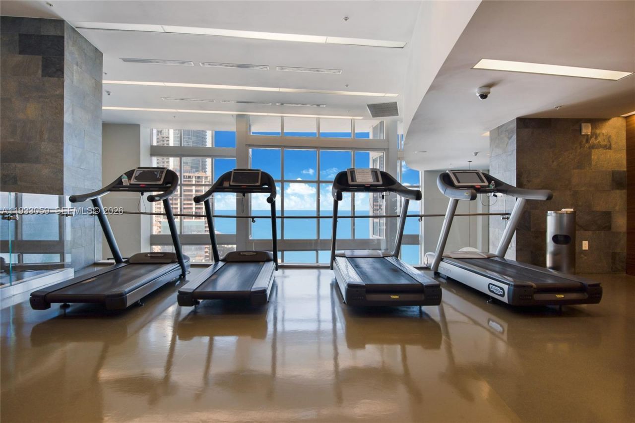 18201 Collins Ave, Unit 3308, Sunny Isles Beach, FL 33160 Photo