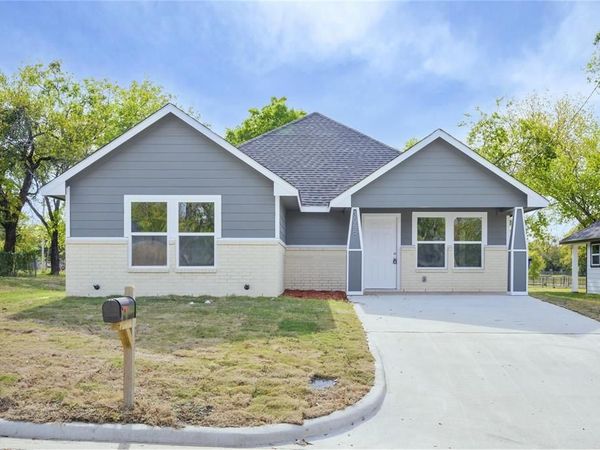 103 N 3rd Street, Celeste, TX 75423