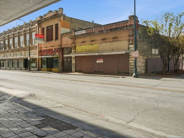 111-113 N Flores St, San Antonio, TX 78205