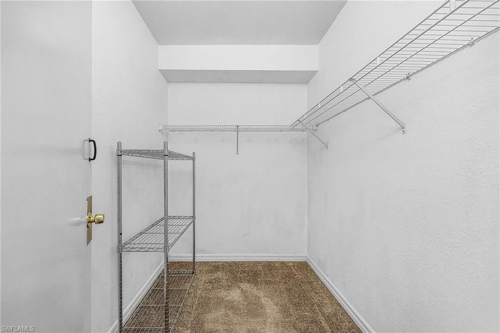 8461 Bernwood Cove Loop, Unit 305, Fort Myers, FL 33966 Photo