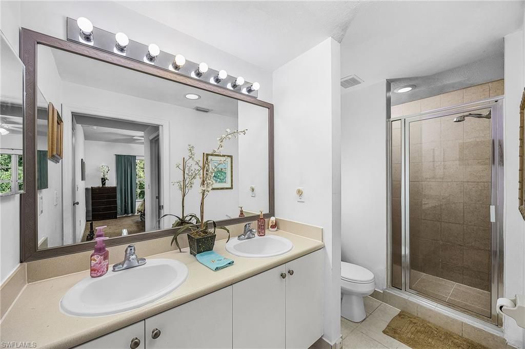 8461 Bernwood Cove Loop, Unit 305, Fort Myers, FL 33966 Photo