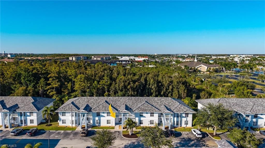8461 Bernwood Cove Loop, Unit 305, Fort Myers, FL 33966 Photo