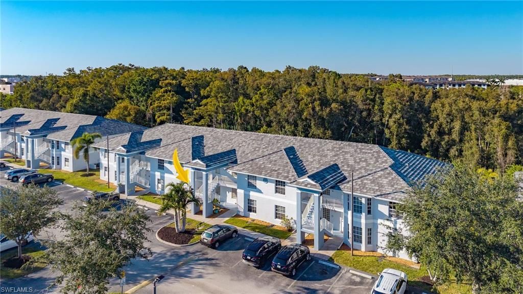 8461 Bernwood Cove Loop, Unit 305, Fort Myers, FL 33966 Photo