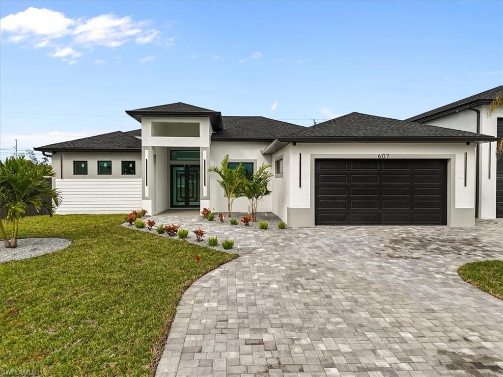 607 NW 7th St, Cape Coral, FL 33993 Photo