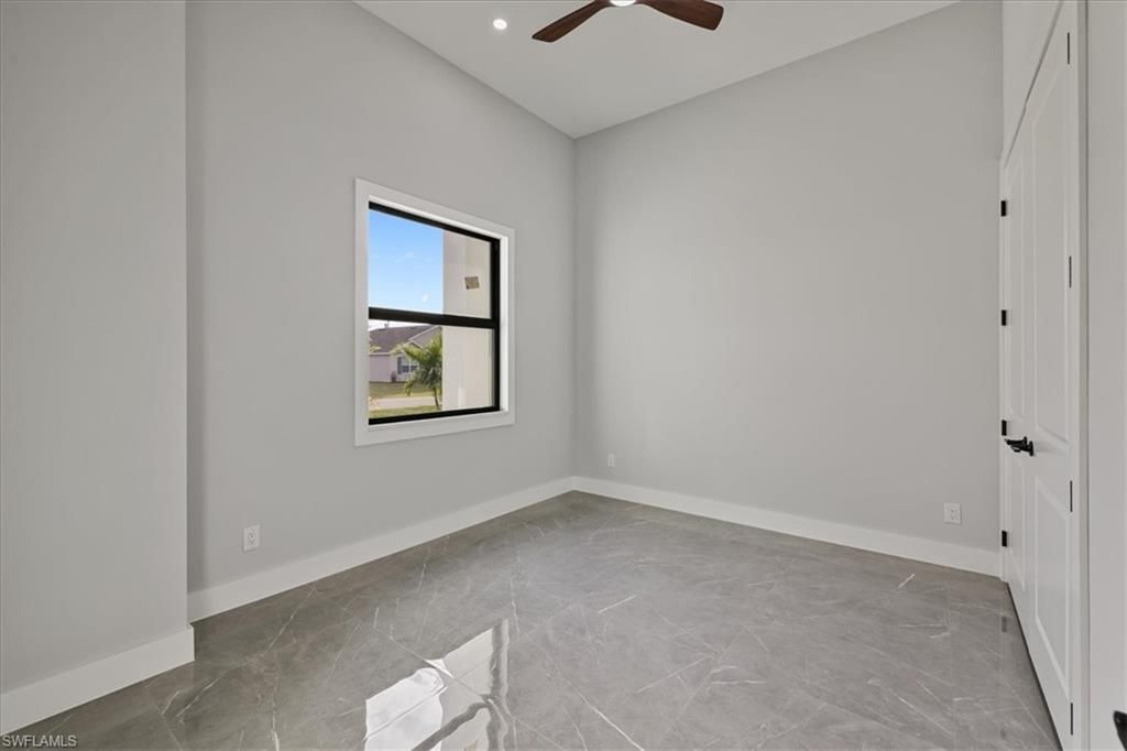 607 NW 7th St, Cape Coral, FL 33993 Photo