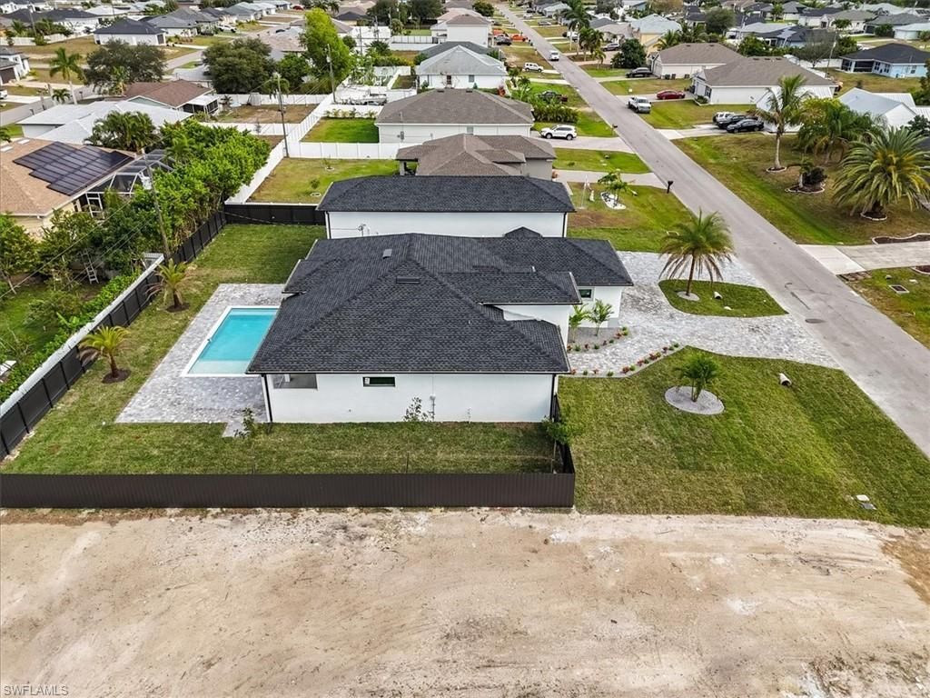 607 NW 7th St, Cape Coral, FL 33993 Photo