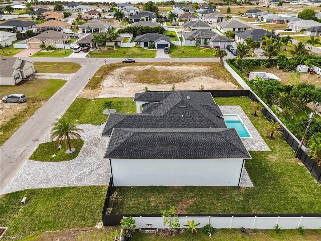607 NW 7th St, Cape Coral, FL 33993 Photo