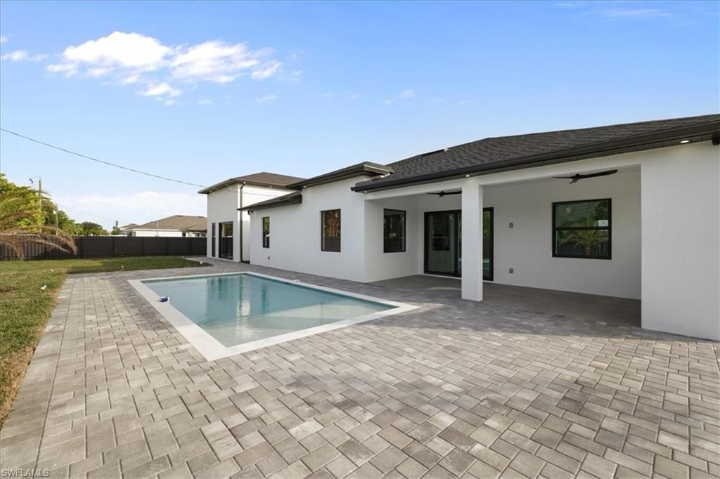 607 NW 7th St, Cape Coral, FL 33993 Photo