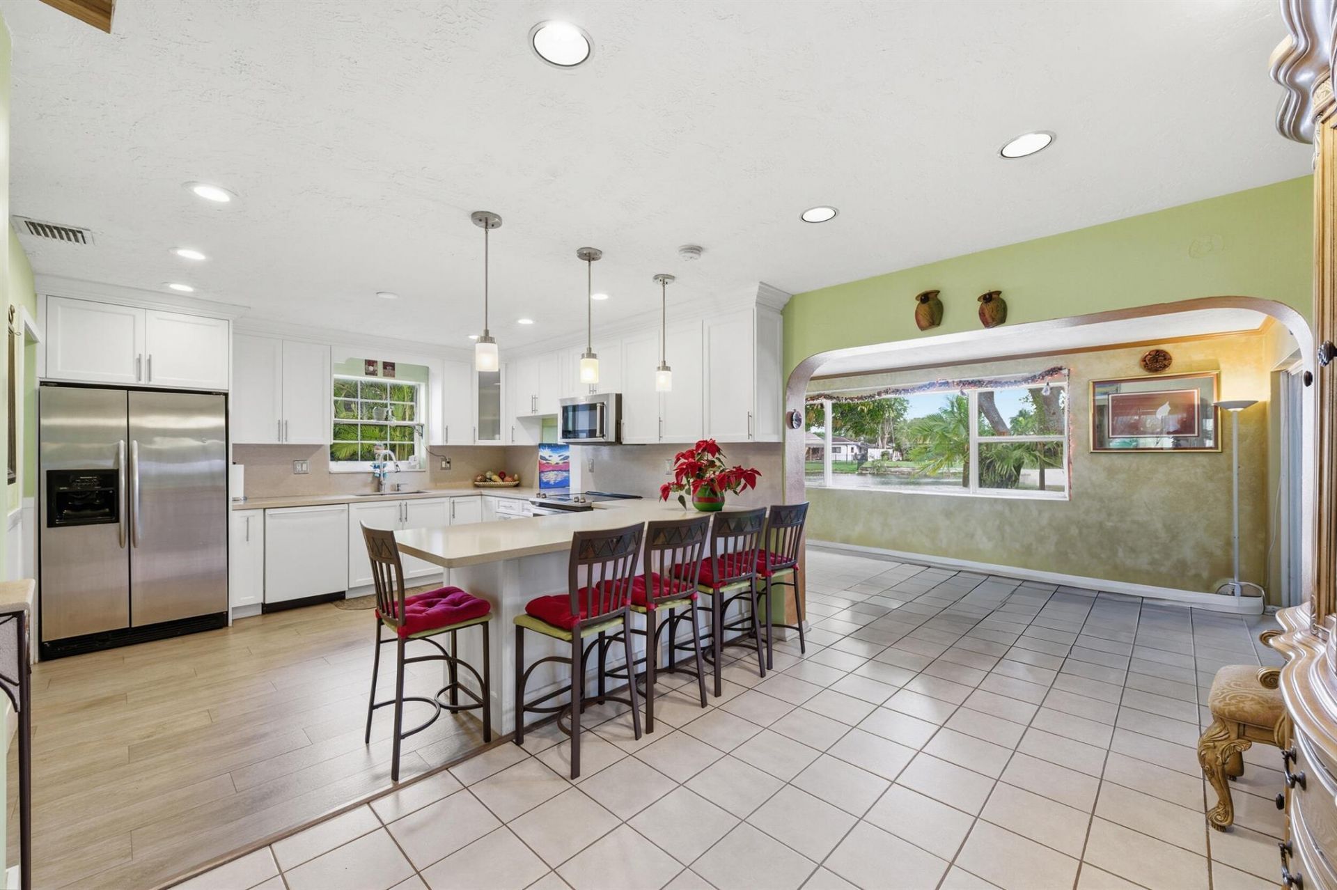 1811 NW 119th Avenue, Pembroke Pines, FL 33026 Photo