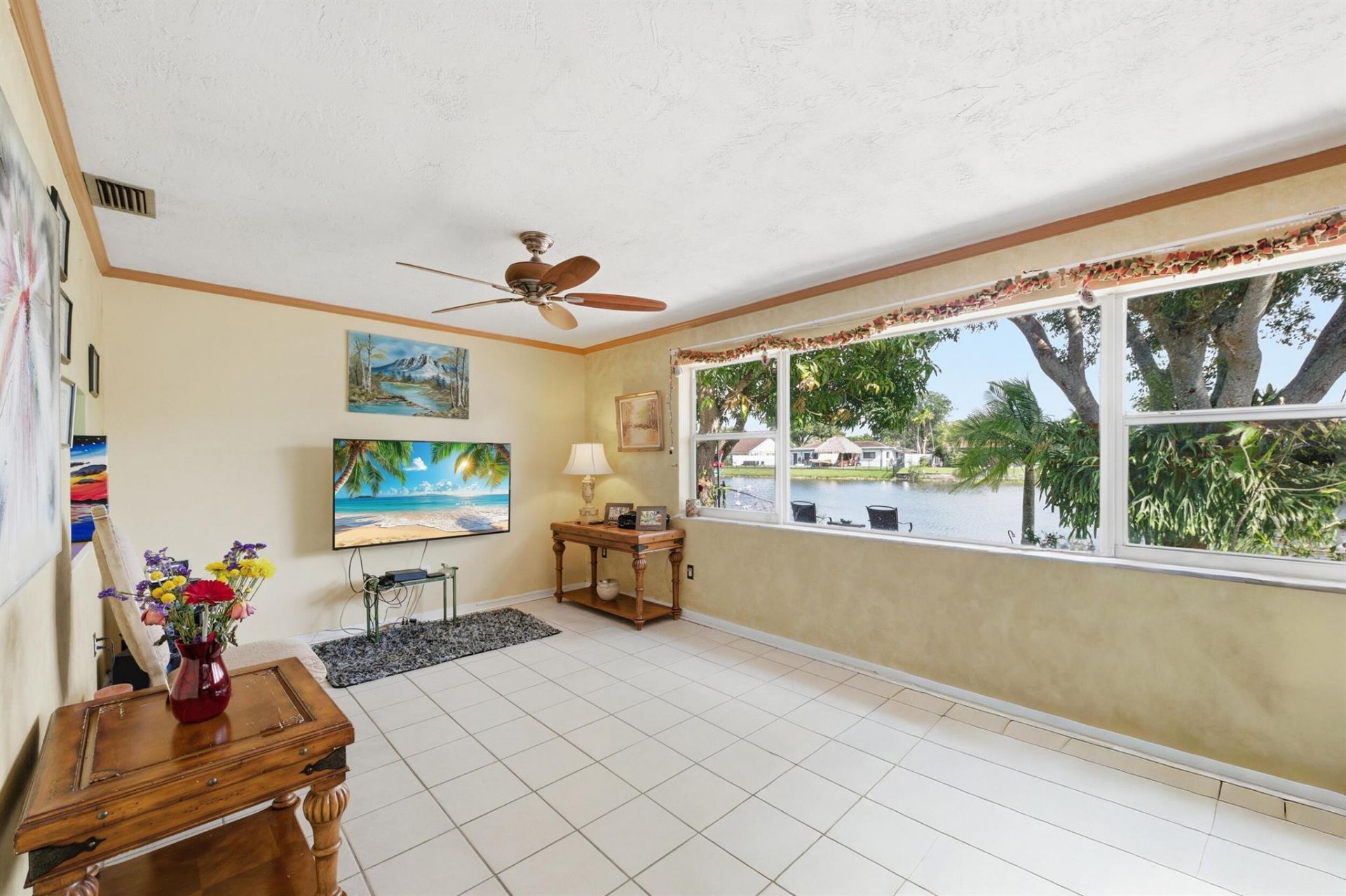 1811 NW 119th Avenue, Pembroke Pines, FL 33026 Photo