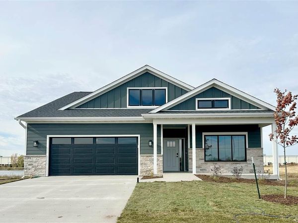 1341 Roosevelt Cir., North Liberty, IA 52317