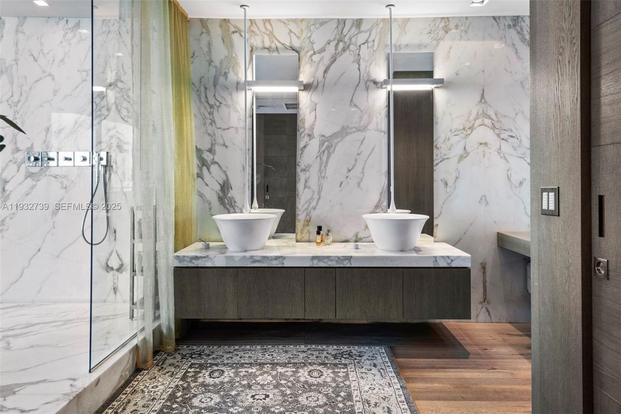 Please Call For Address, Unit 1709, Bal Harbour, FL 33154 Photo