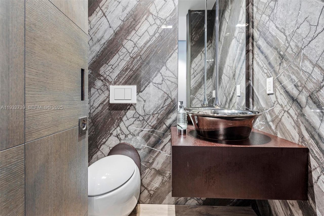 Please Call For Address, Unit 1709, Bal Harbour, FL 33154 Photo