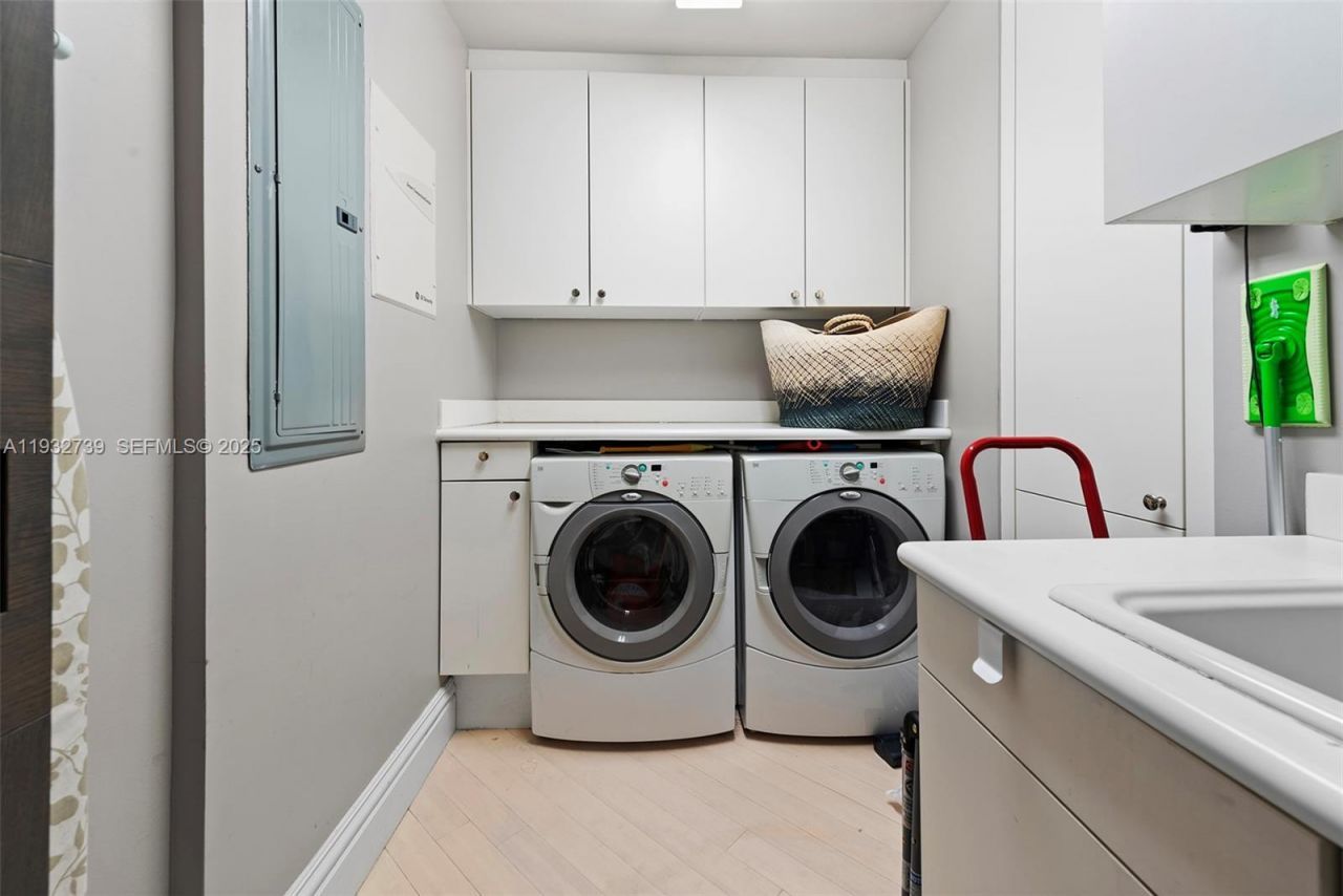 Please Call For Address, Unit 1709, Bal Harbour, FL 33154 Photo