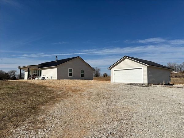 1779 NC 1600, Compton, AR 72624