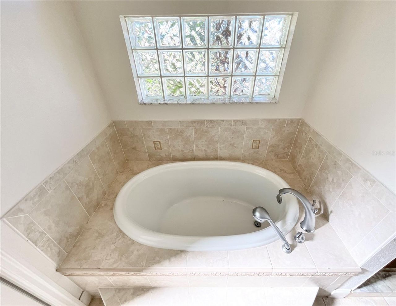 1828 Osprey Lane, Lutz, FL 33549 Photo