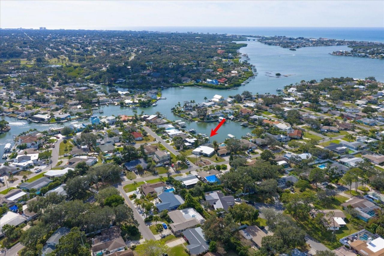 1698 Mckay Creek Drive, Largo, FL 33770 Photo