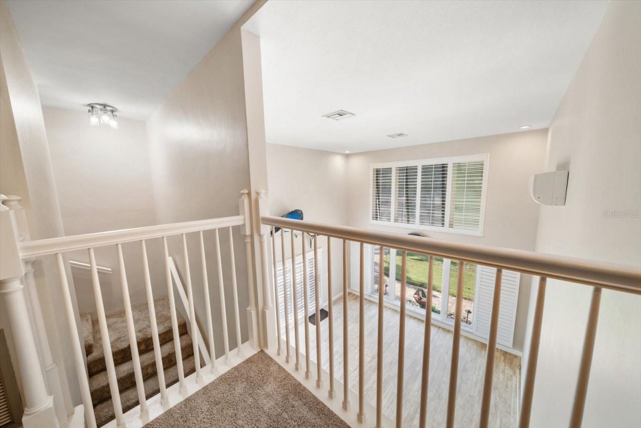 1698 Mckay Creek Drive, Largo, FL 33770 Photo