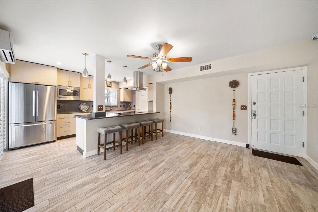 1698 Mckay Creek Drive, Largo, FL 33770 Photo