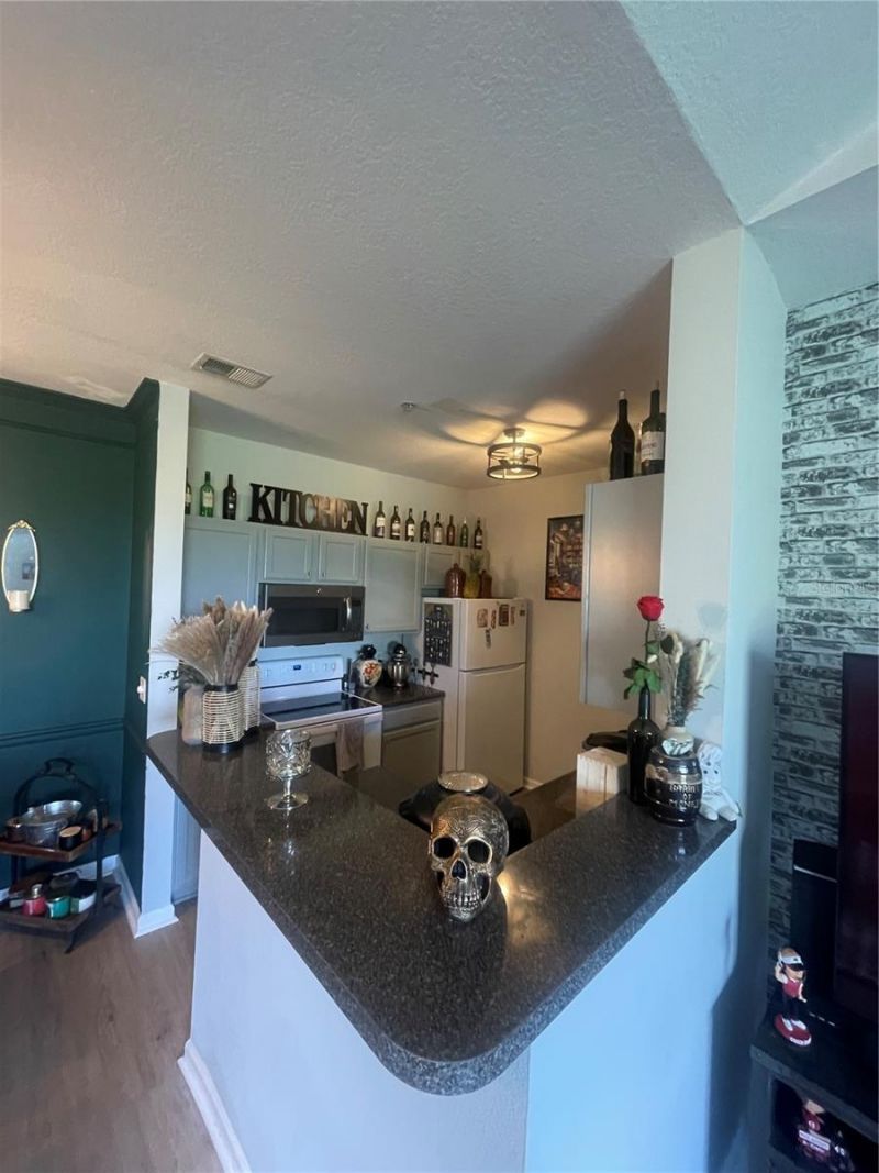 4802 51st Street W, Unit 423, Bradenton, FL 34210 Photo