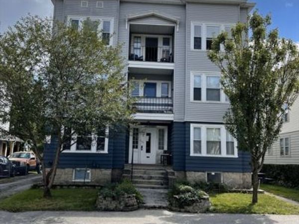 17 Fairbanks Street, Worcester, MA 01610