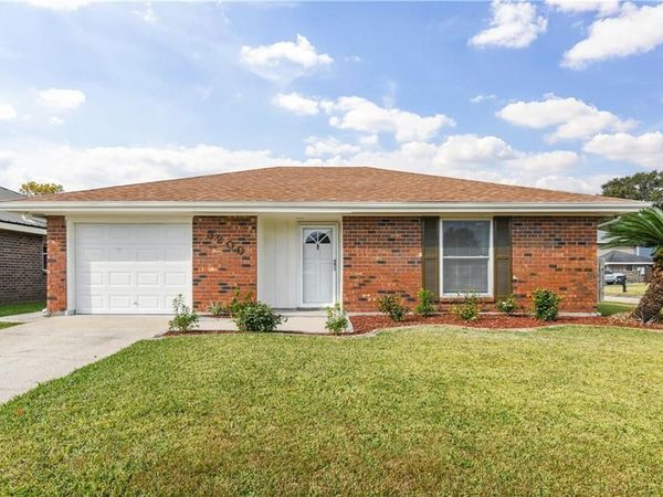 3200 JENNIFER Court, Marrero, LA 70072