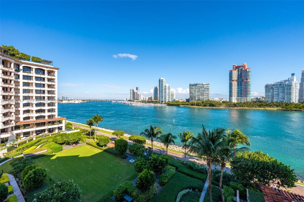 7061 Fisher Island Dr , Unit 7061, Miami Beach, FL 33109 Photo