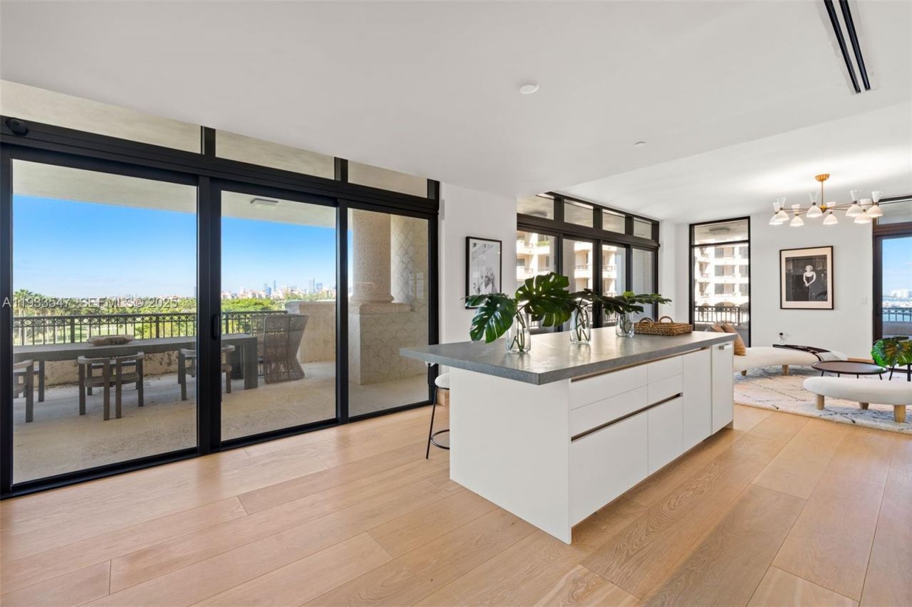 7061 Fisher Island Dr , Unit 7061, Miami Beach, FL 33109 Photo