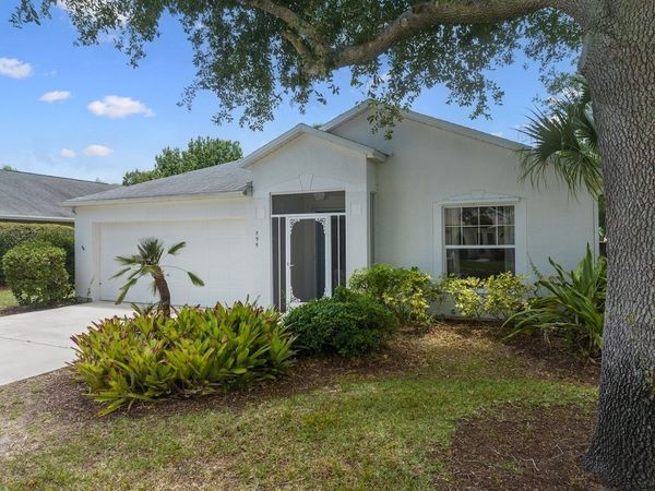 595 Willow Court, Sebastian, FL 32958