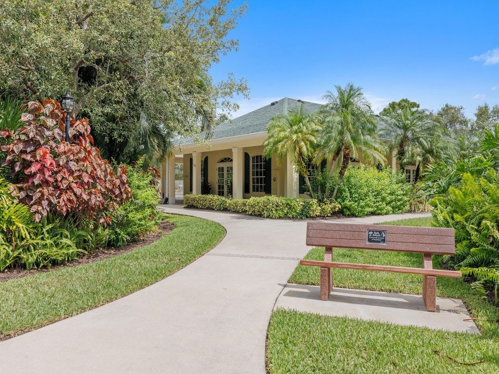 595 Willow Court, Sebastian, FL 32958 Photo