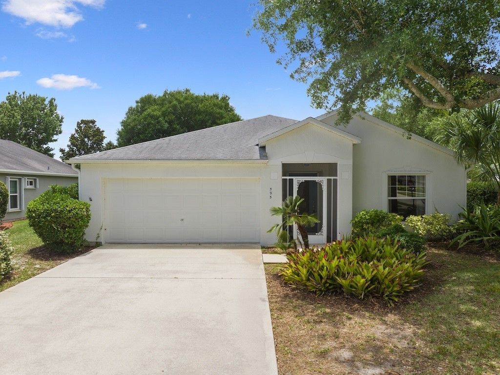 595 Willow Court, Sebastian, FL 32958 Photo