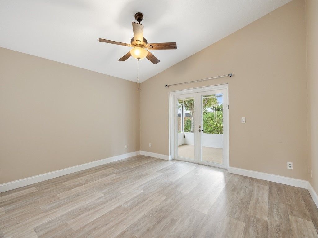 595 Willow Court, Sebastian, FL 32958 Photo