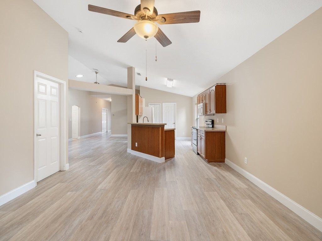 595 Willow Court, Sebastian, FL 32958 Photo