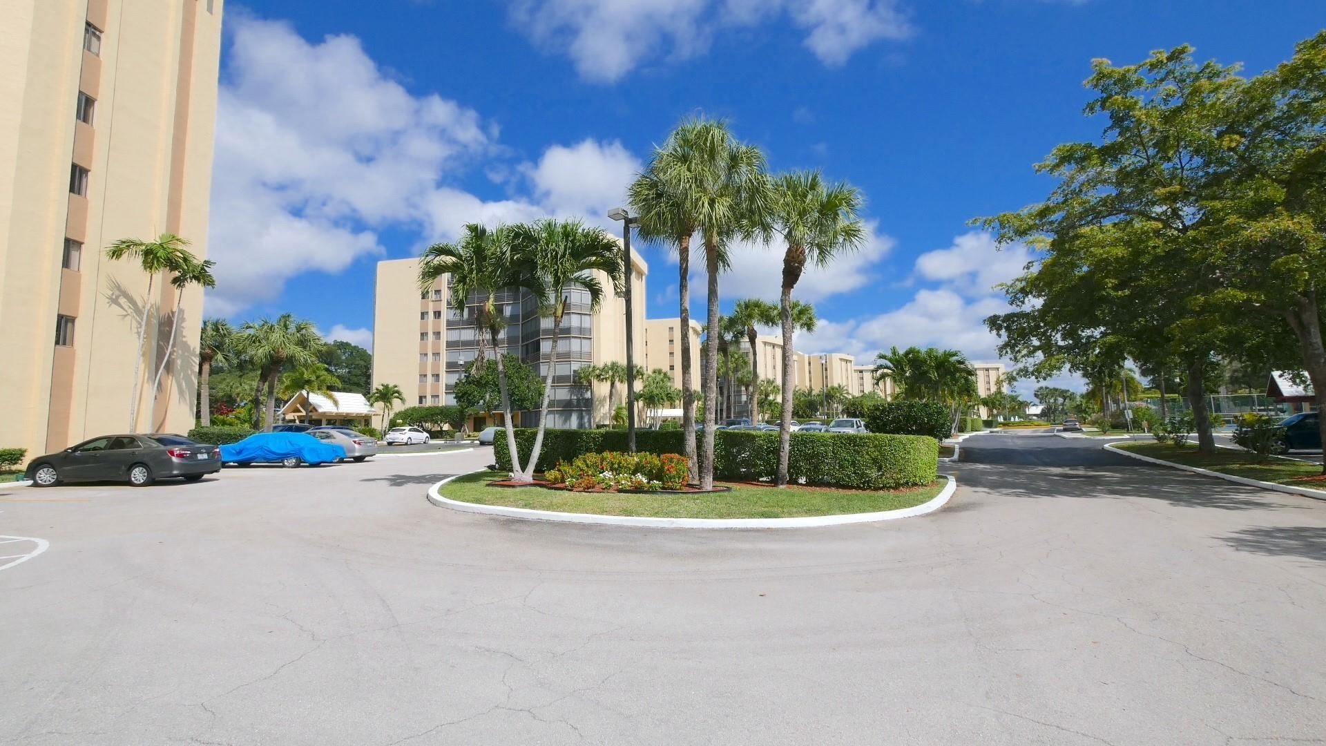 7100 Radice Court, Unit 302, Lauderhill, FL 33319 Photo